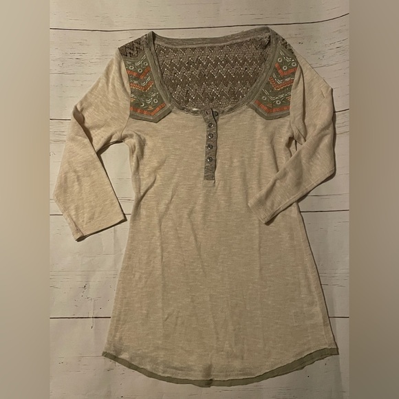 Miss Me Tops - Miss Me Womens Shirt cream Embellished Henley Crochet Long Sleeve Top Medium